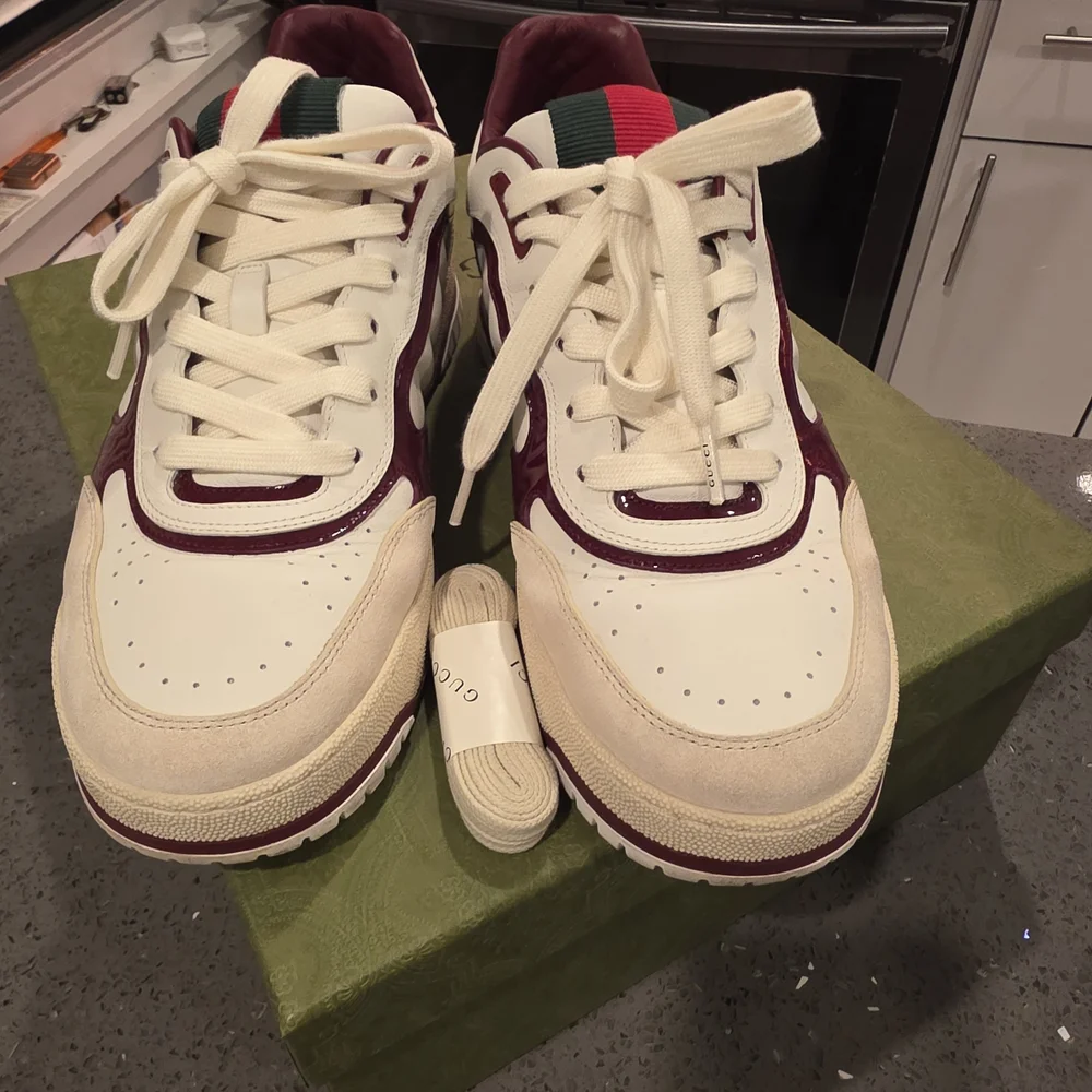 GUCCI Re-Web Trainer White & Red Leather Sneakers 818002 Gucci Sz 8 Box & Dust - Picture 8 of 16